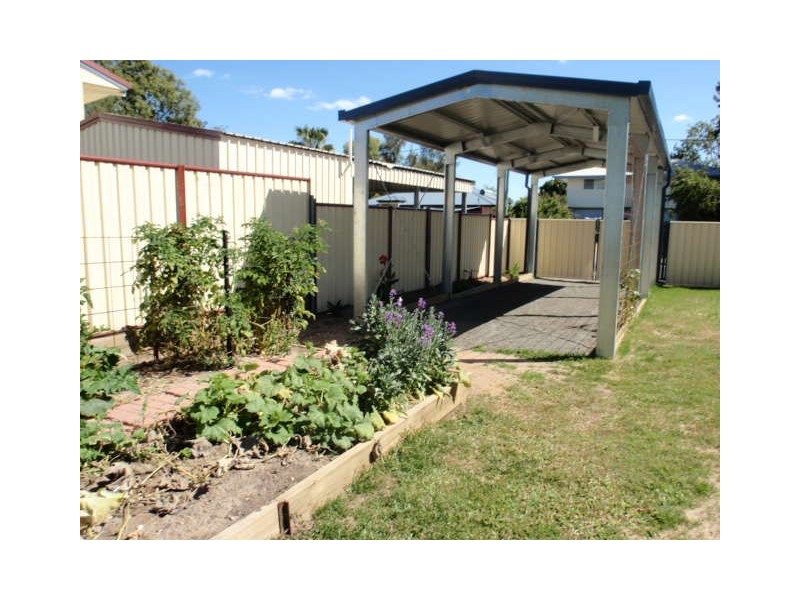 13 Dawn Crescent, Emerald QLD 4720
