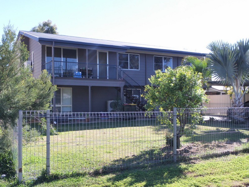 34 Lawless Street, Blackwater QLD 4717