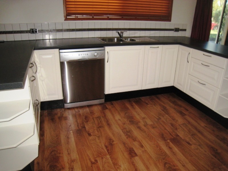 2 Bucholz Street, Emerald QLD 4720