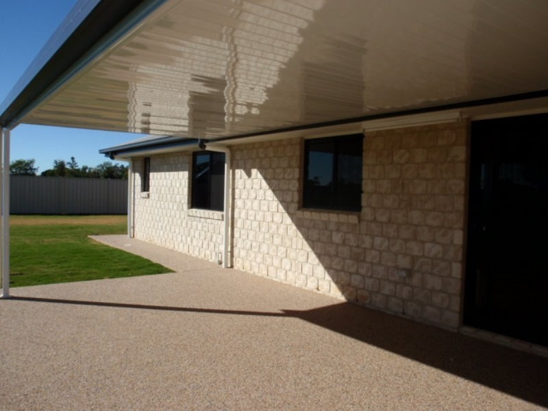 9 Wright Street, Emerald QLD 4720
