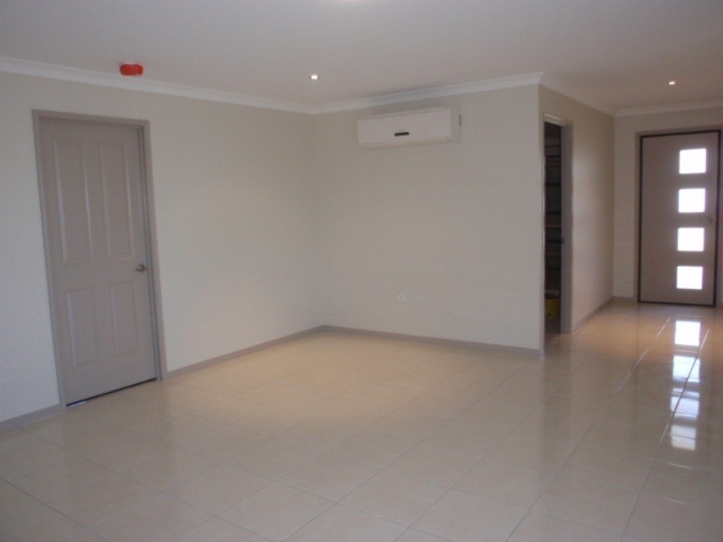 9 Wright Street, Emerald QLD 4720