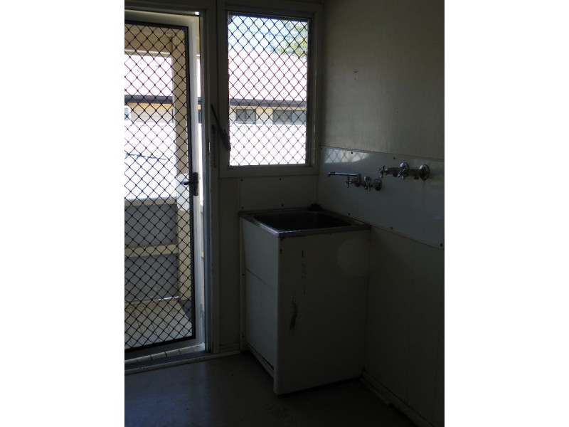 64 Littlefield Street, Blackwater QLD 4717