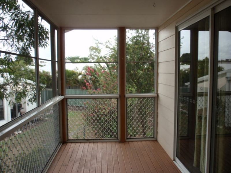 5 Batts Place, Emerald QLD 4720