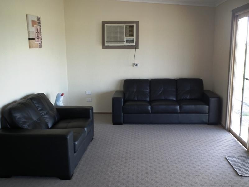 12 Nagel Road, Capella QLD 4723