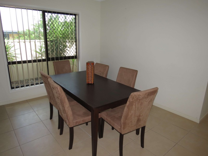 14 Saville Street, Emerald QLD 4720