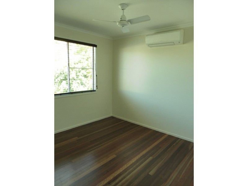 9 Cork Street, Blackwater QLD 4717