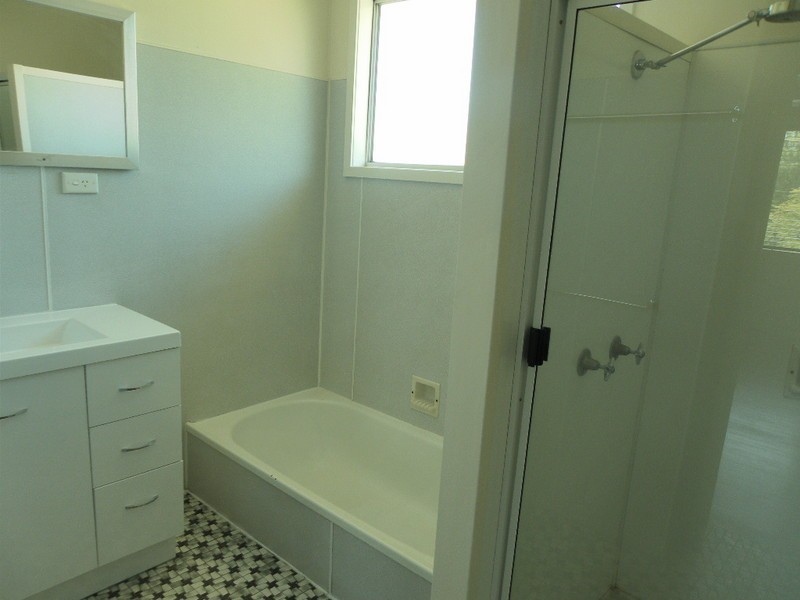 9 Cork Street, Blackwater QLD 4717