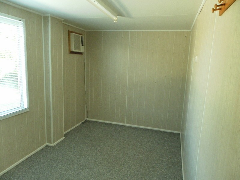 9 Cork Street, Blackwater QLD 4717