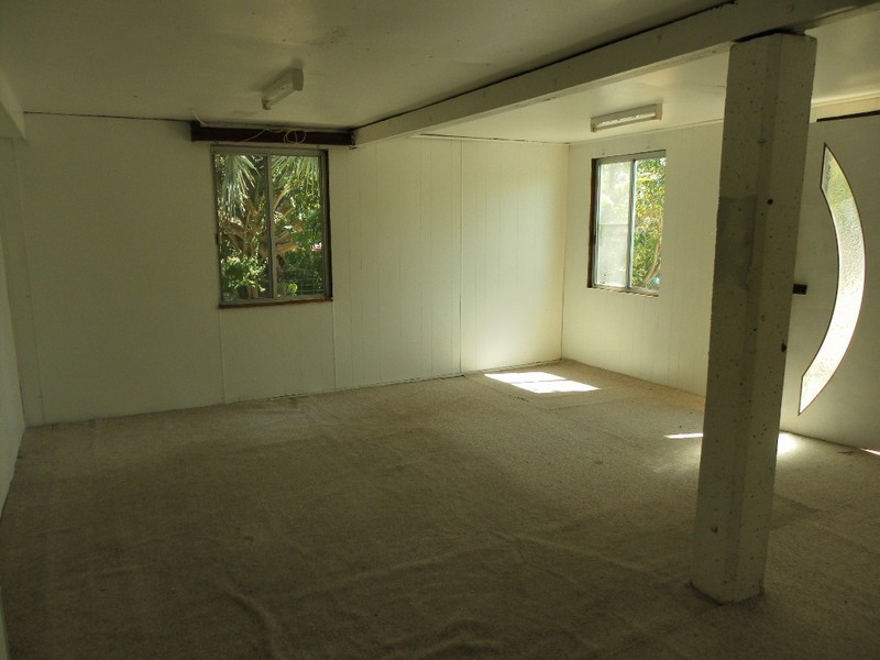 9 Cork Street, Blackwater QLD 4717