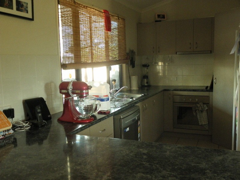 8 Fern Street, Blackwater QLD 4717