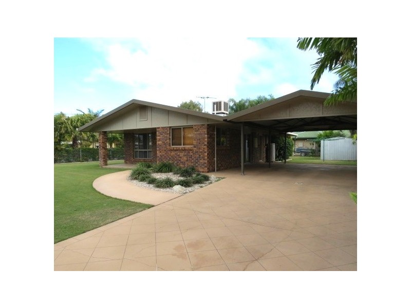 1 Edmonstone Drive, Emerald QLD 4720