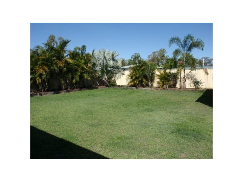 52 Moody Street, Emerald QLD 4720