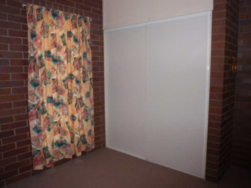 5 Hall Place, Emerald QLD 4720