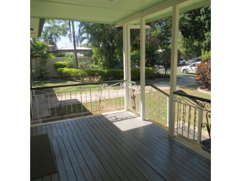 58 Theresa Street, Emerald QLD 4720