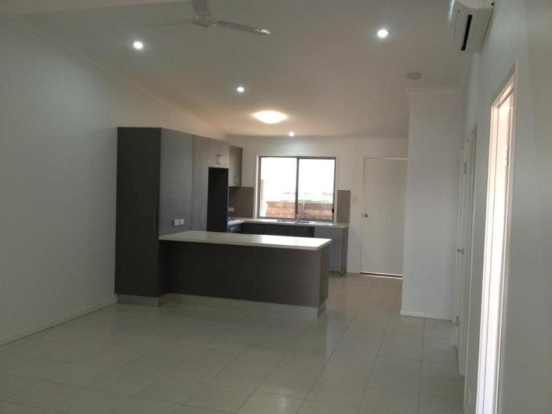22/8 Hillcrest Street, Emerald QLD 4720