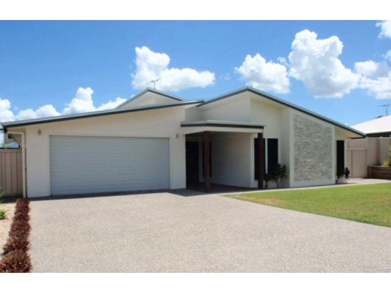 16 Pressler Road, Emerald QLD 4720