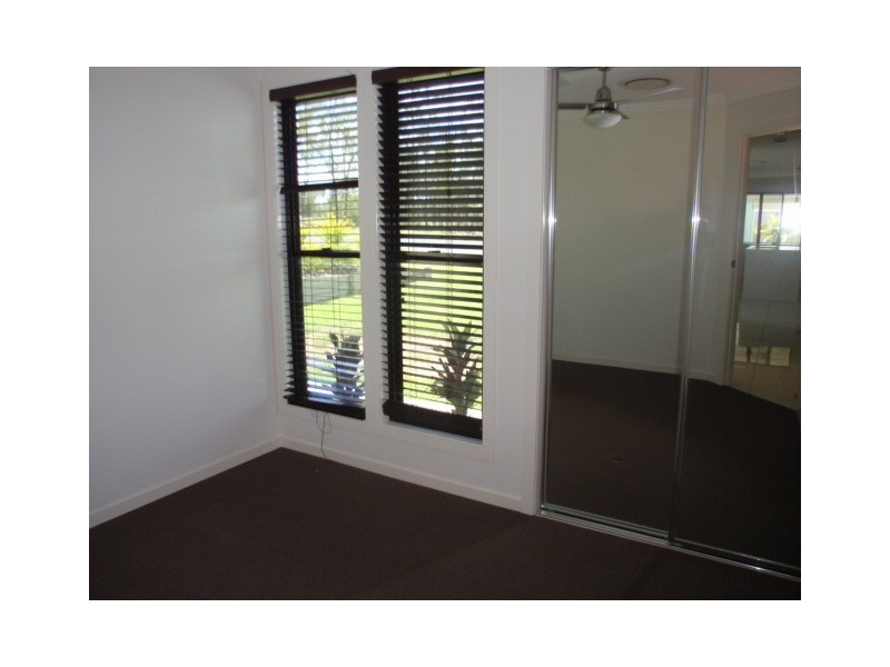 16 Pressler Road, Emerald QLD 4720