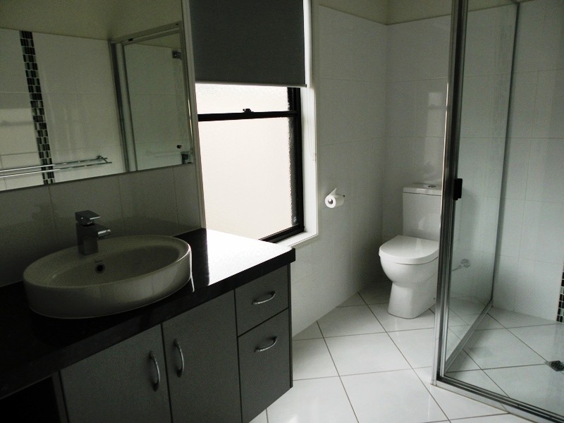 30 Berthun Street, Emerald QLD 4720