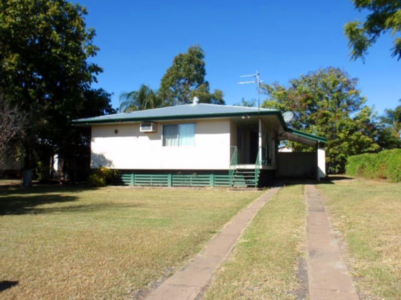 7 Mangrove Street, Blackwater QLD 4717