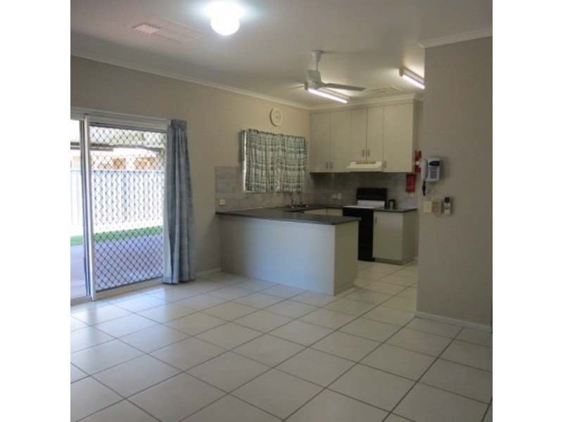 13 Barry Street, Emerald QLD 4720