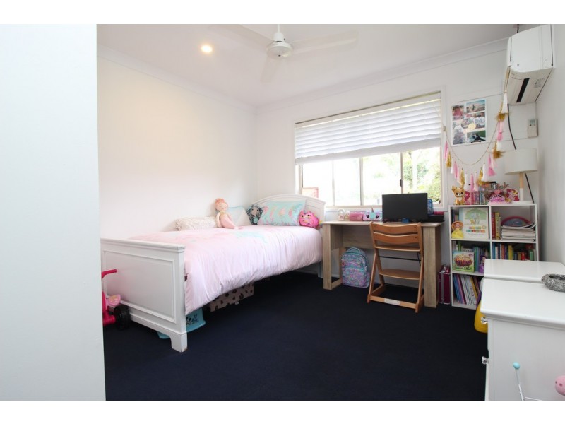 8 Frank Bell Street, Emerald QLD 4720
