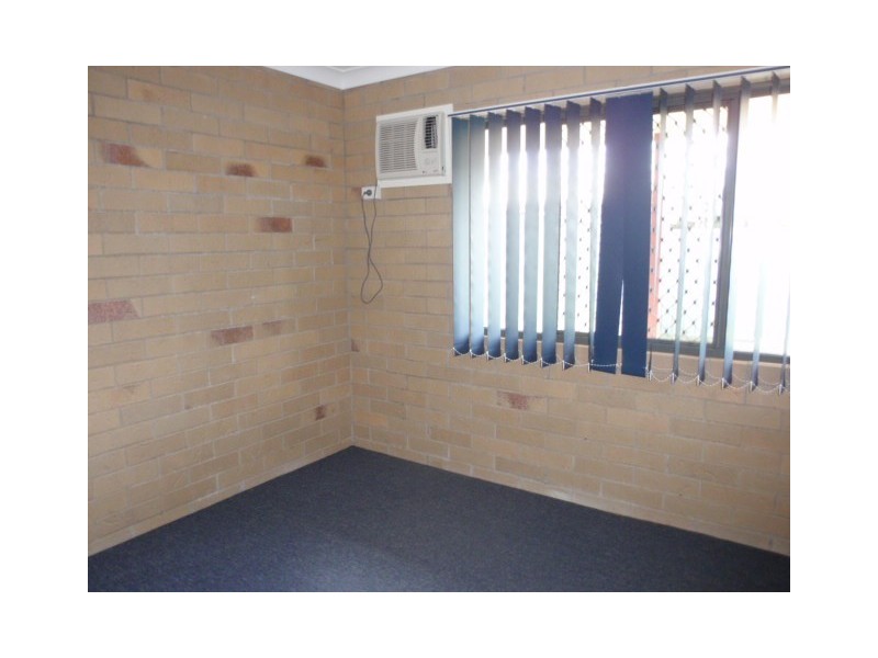 7/6 Clark Drive, Emerald QLD 4720