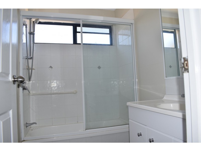 24B Silica Road, Emerald QLD 4720