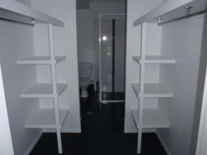 17 Berthun Street, Emerald QLD 4720