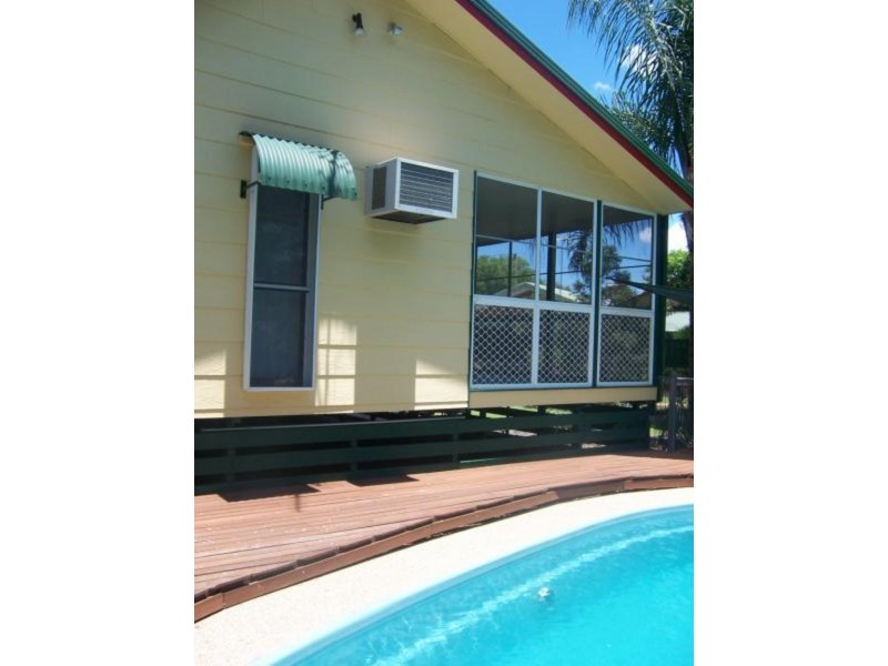 7 Roseanne Road, Emerald QLD 4720