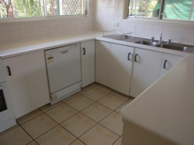 7 Roseanne Road, Emerald QLD 4720