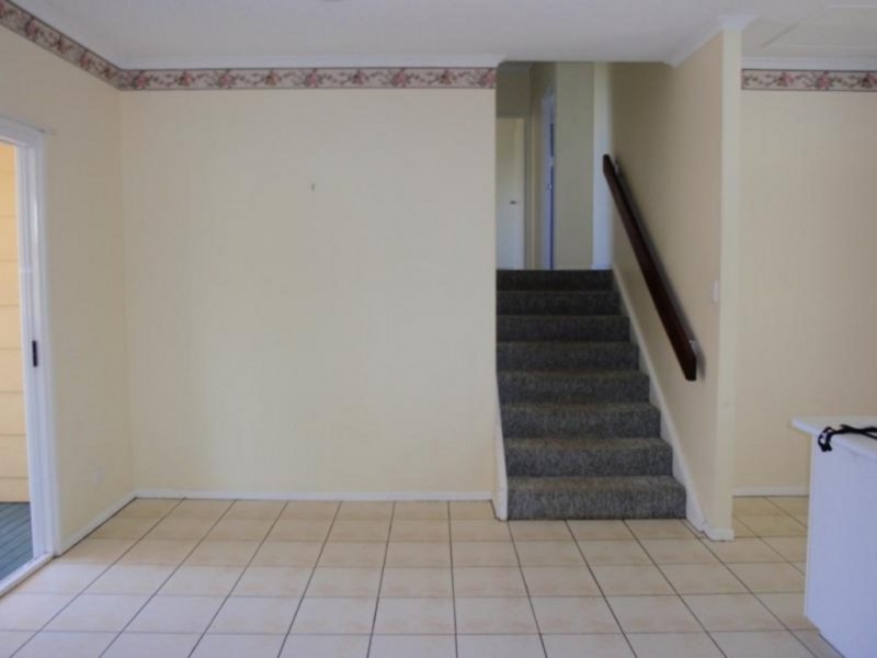 7 Roseanne Road, Emerald QLD 4720