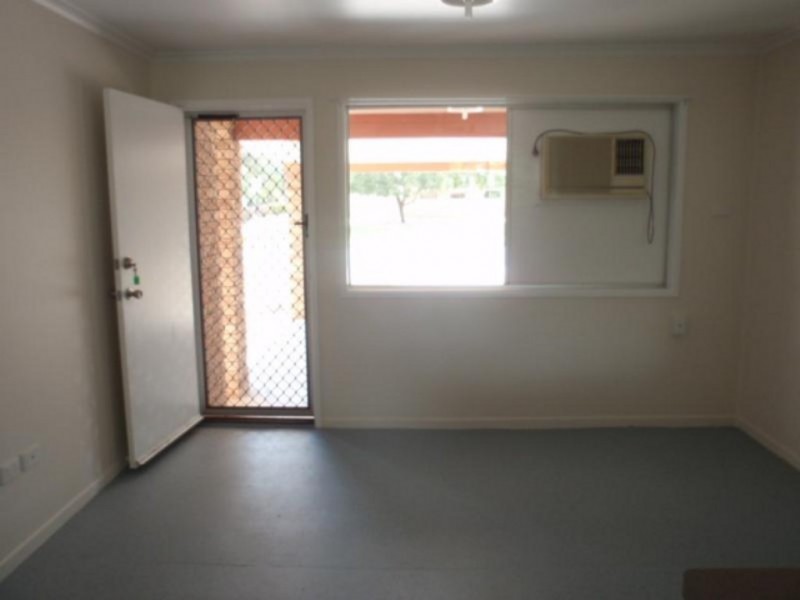11B Cypress Drive, Emerald QLD 4720