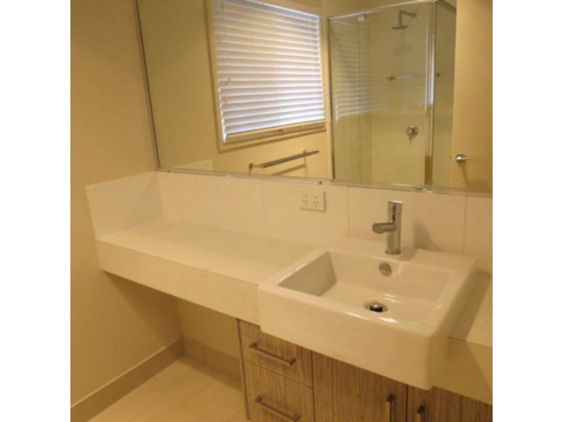 146 Opal Street, Emerald QLD 4720