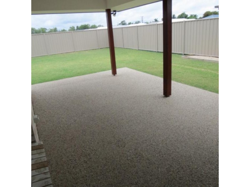 146 Opal Street, Emerald QLD 4720