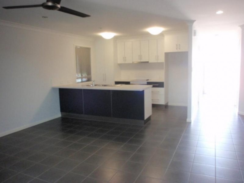 1/21 Moriarty Street, Emerald QLD 4720