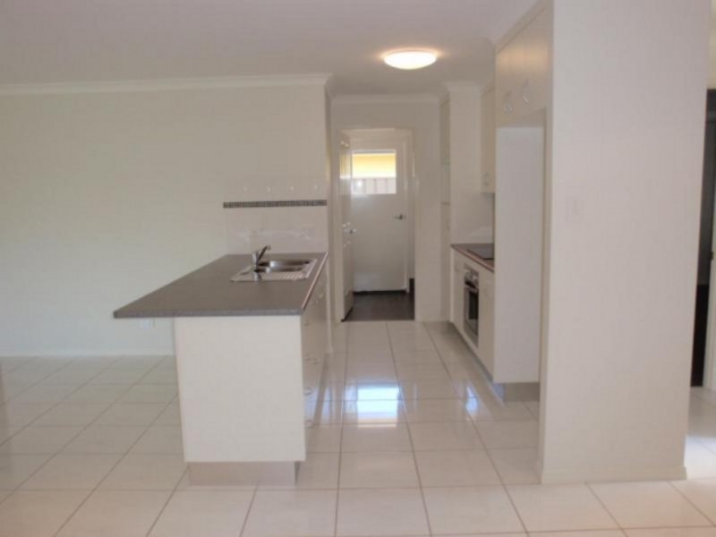 3 Berthun Drive, Emerald QLD 4720
