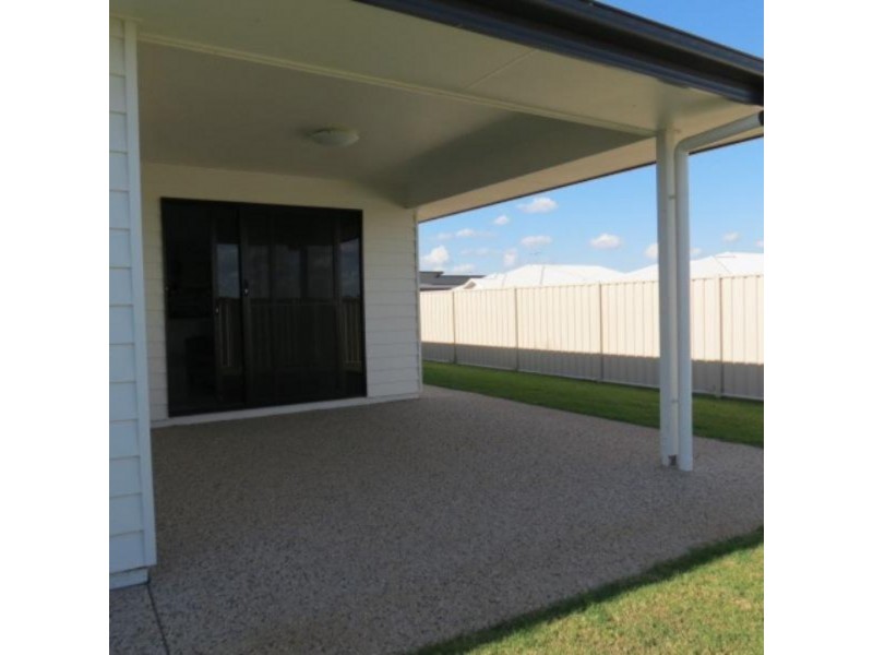 1 Sewell Street, Emerald QLD 4720