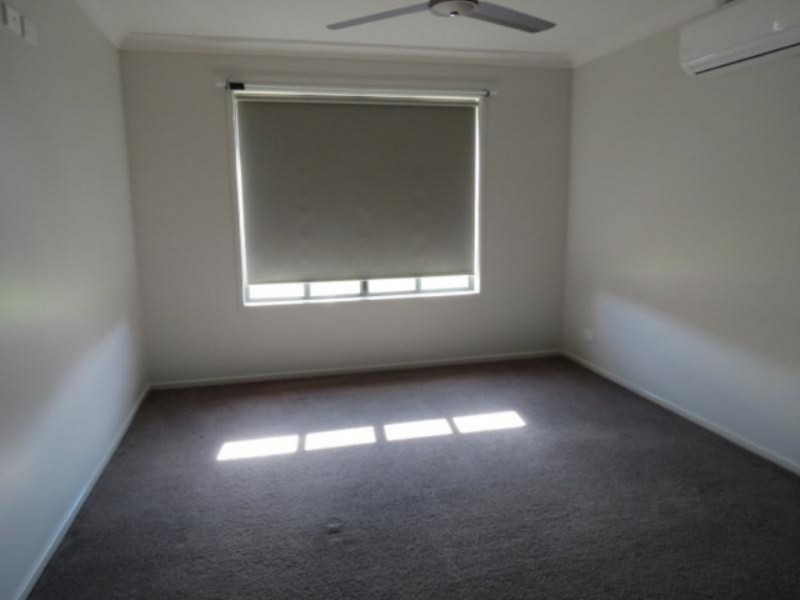 8 Newman Drive, Emerald QLD 4720