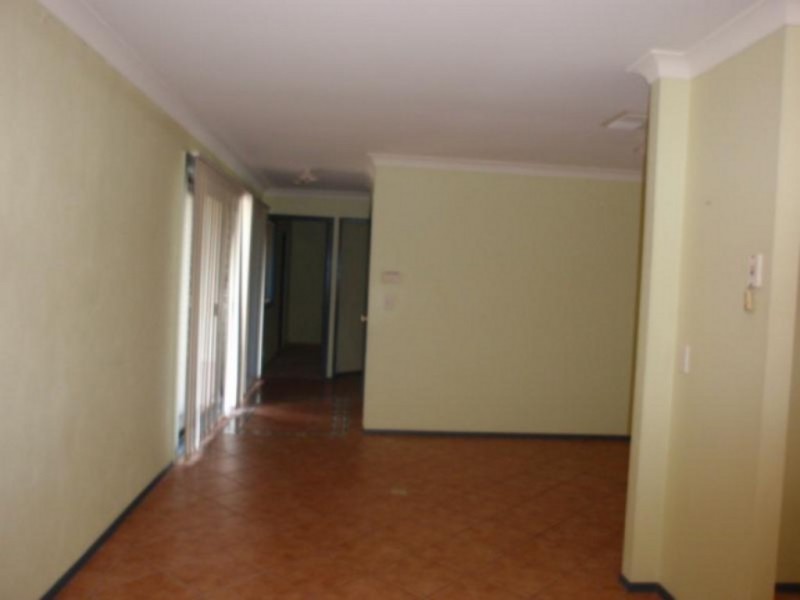 14a Old Airport Drive, Emerald QLD 4720