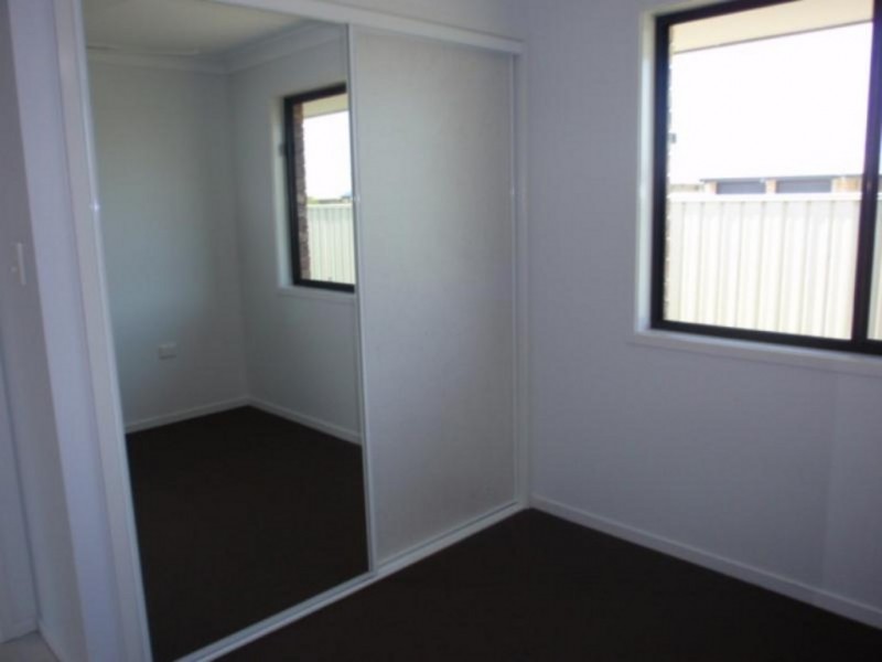 22 Mayfair Drive, Emerald QLD 4720