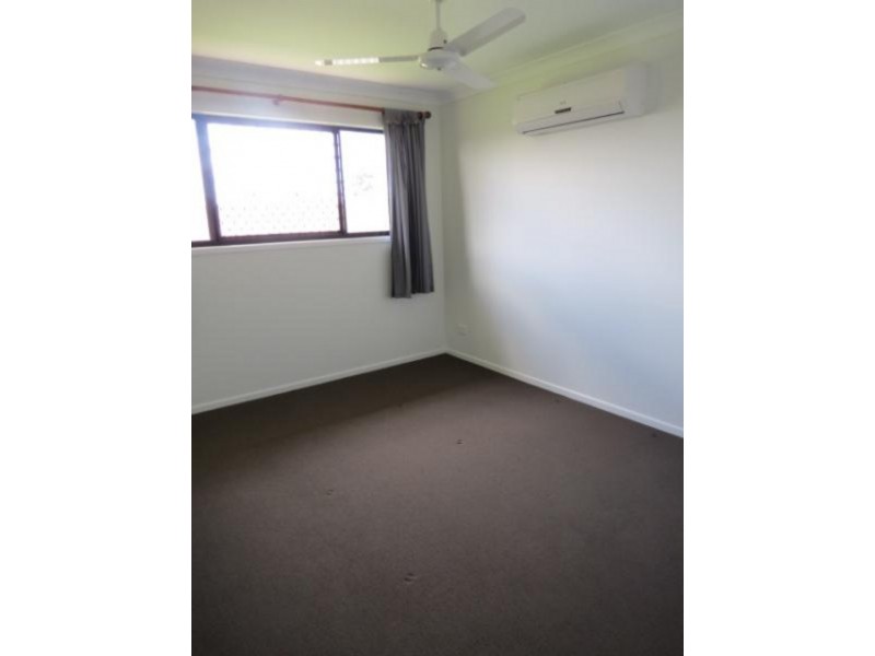 4/15 Singleton Court, Emerald QLD 4720