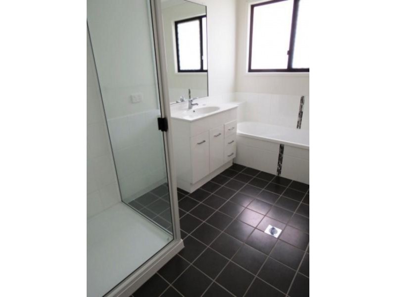 4/15 Singleton Court, Emerald QLD 4720