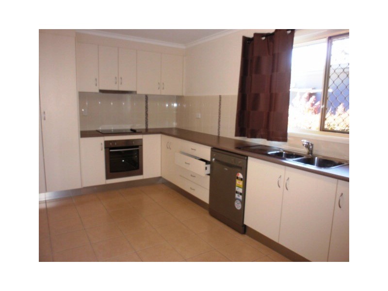 50 Braeside Road, Emerald QLD 4720