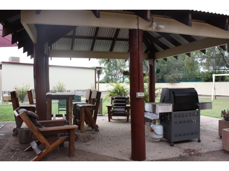 28 Russ Layton Drive, Emerald QLD 4720