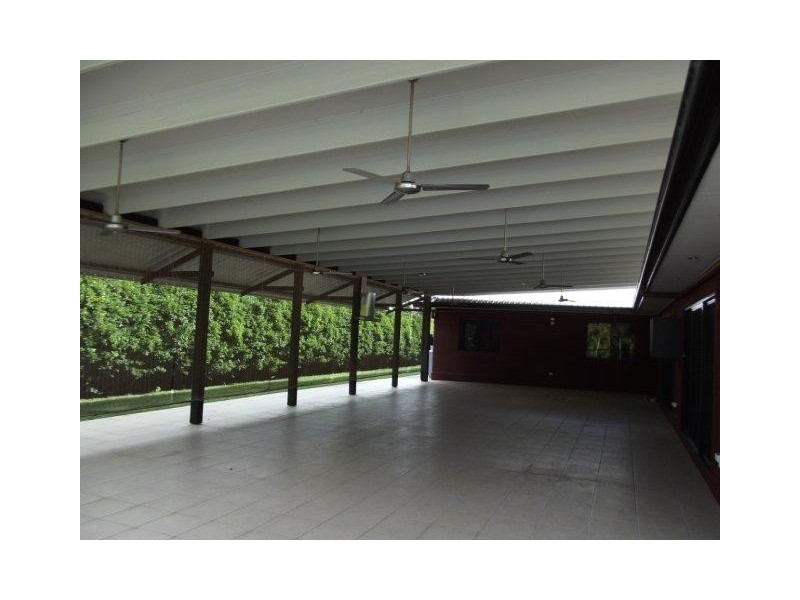 8 Campbell Ford Drive, Emerald QLD 4720