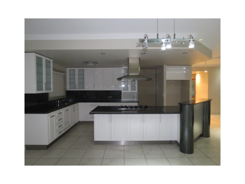 8 Campbell Ford Drive, Emerald QLD 4720