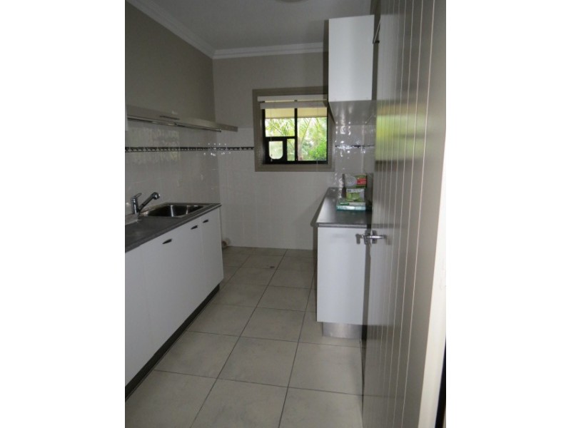 8 Campbell Ford Drive, Emerald QLD 4720