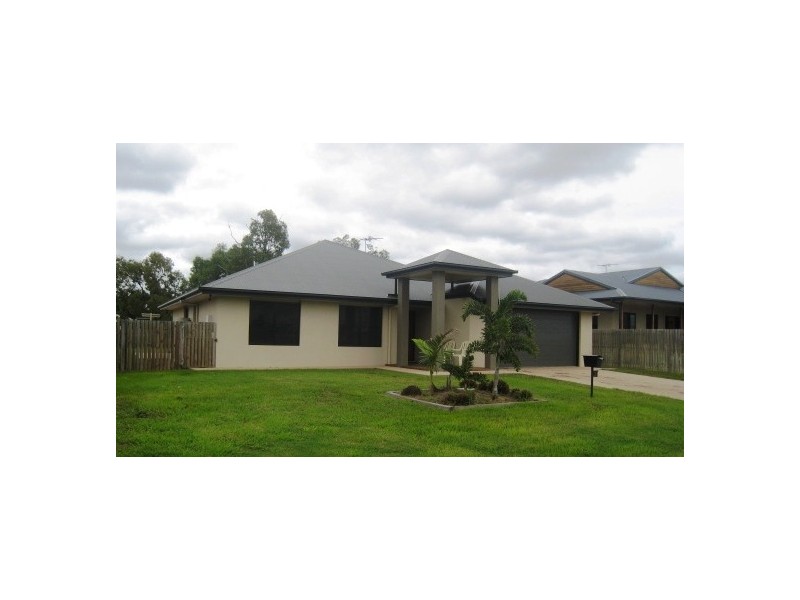 3 Carrington Street, Emerald QLD 4720