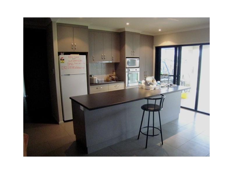 3 Carrington Street, Emerald QLD 4720