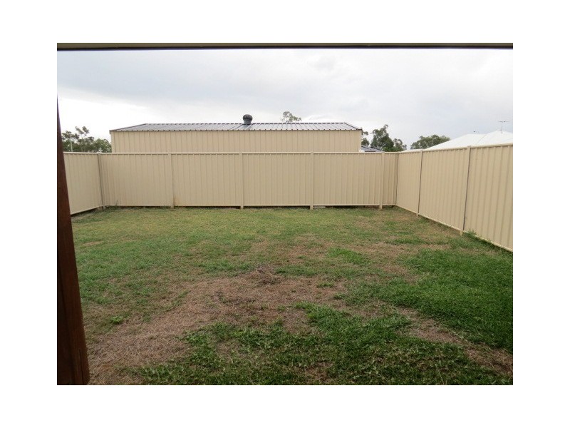 1/40 Moriarty Street, Emerald QLD 4720